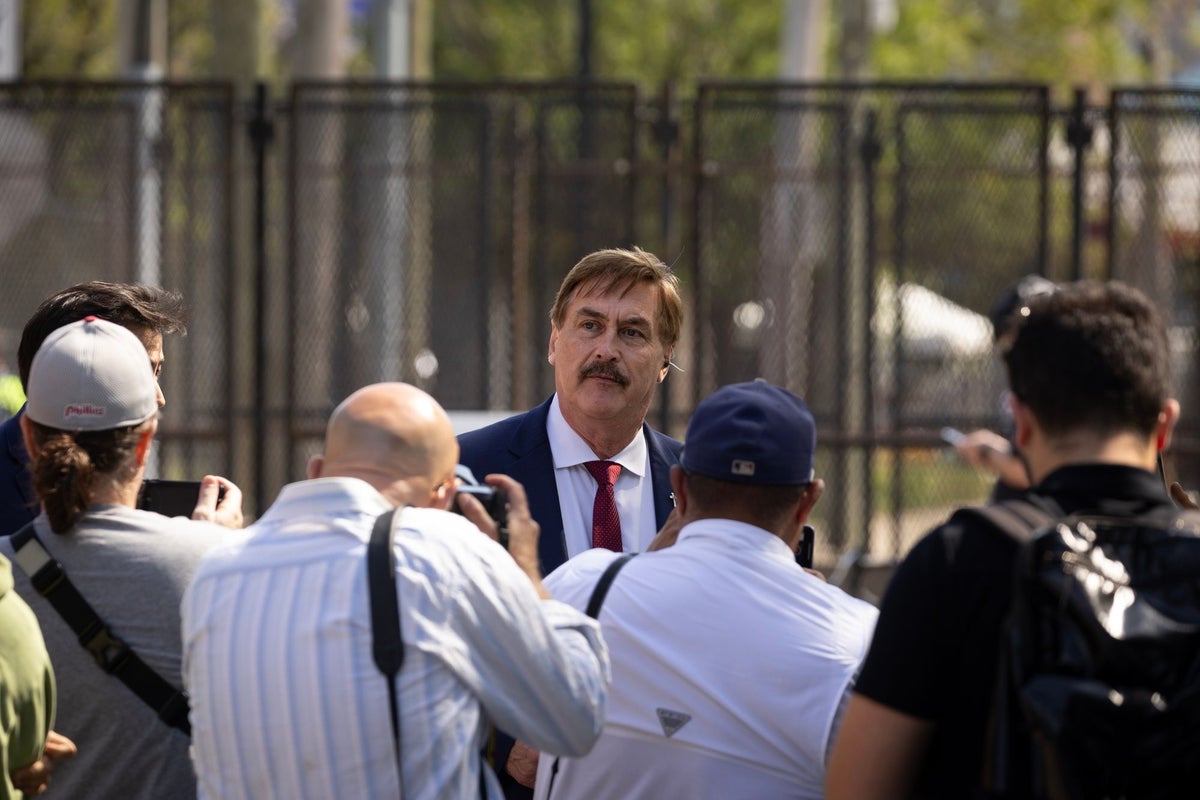 Image for the article: Trump-backed judge rips MyPillow’s Mike Lindell in election lawsuit and fines him for not paying ordered money