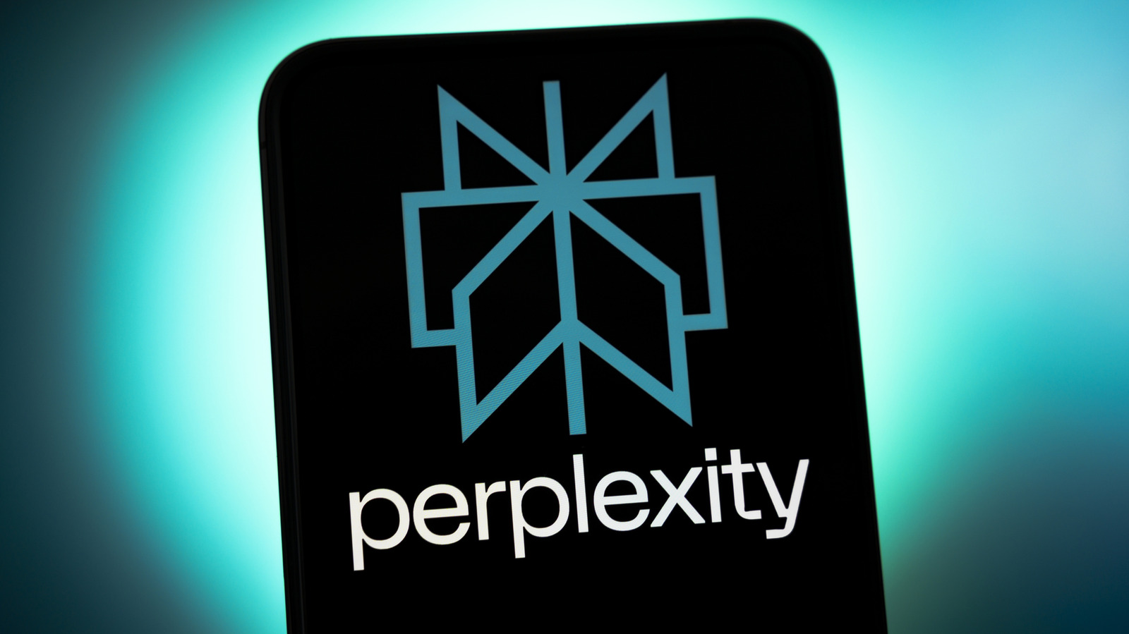 文章配图： Snap与Perplexity的4亿美元合约已经破产
