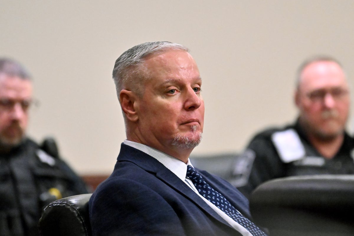 Image for the article: A Christmas rifle, possible warning signs and 41 seconds of gunfire: jurors weigh Colin Gray's fate