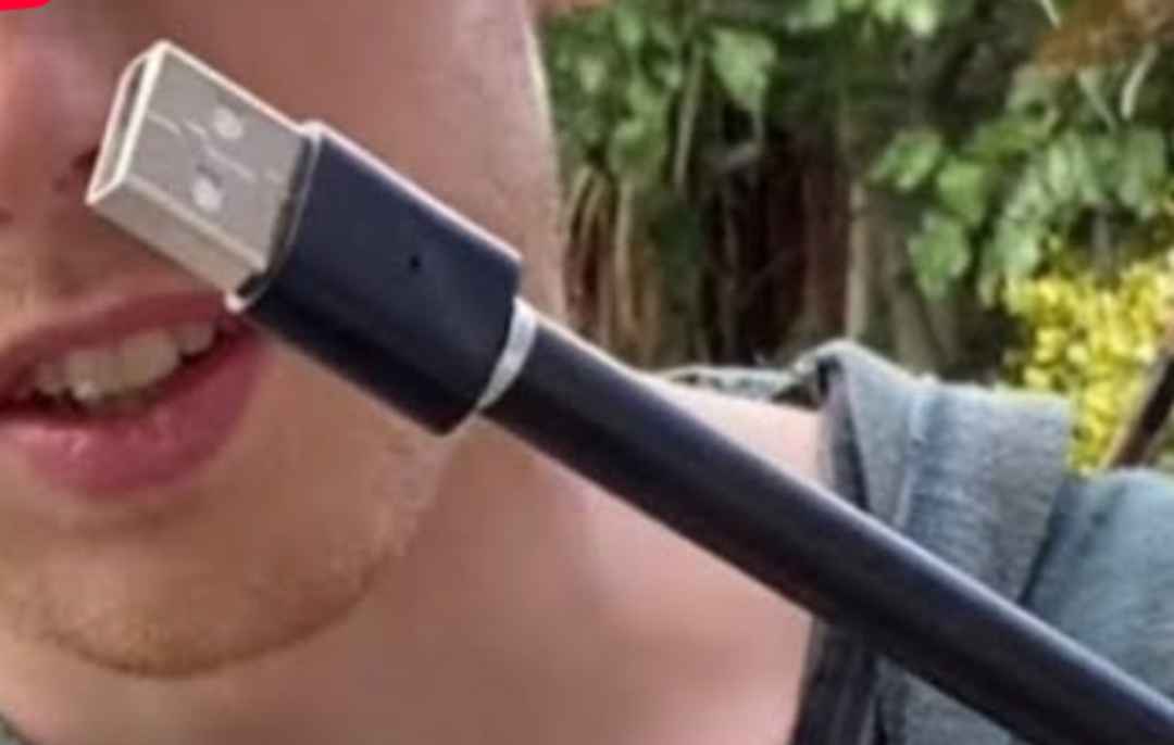 Image illustrant l'article : Un tireur d'élite expérimenté reproduit les plus grands tirs de Hawkeye