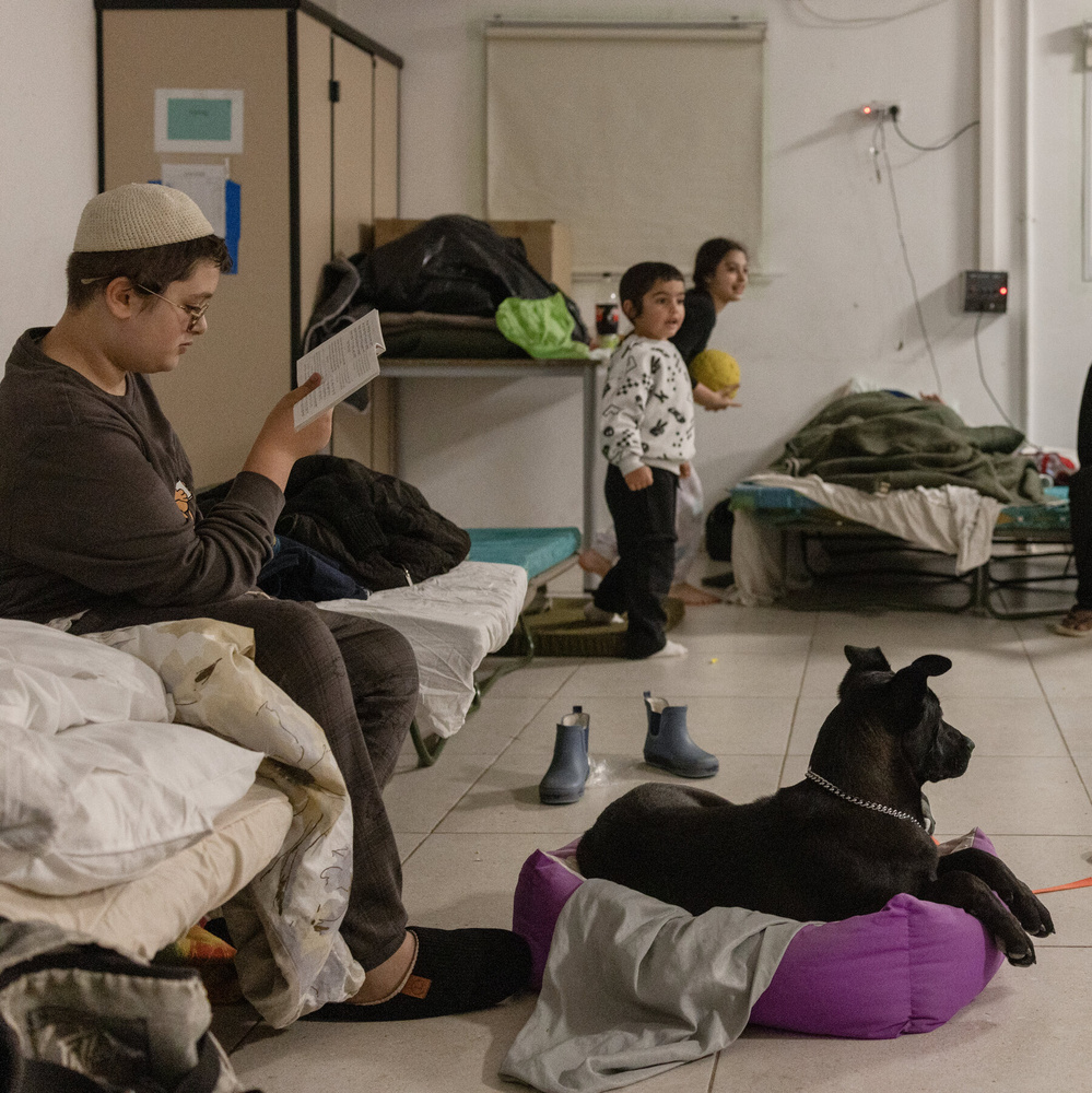 Изображение к статье: Израильтяне напряжены, но облегчены, узнав о смерти верховного лидера Ирана