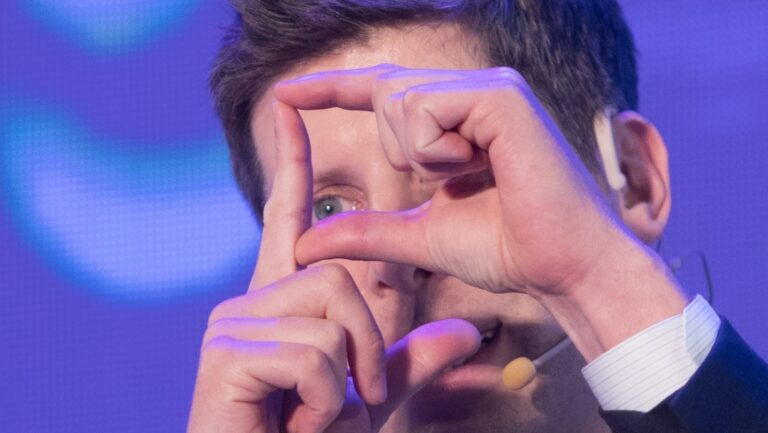 기사 이미지: 샘 알트만이 IPO를 추진하면서, OpenAI에 문제가 생기고 있다