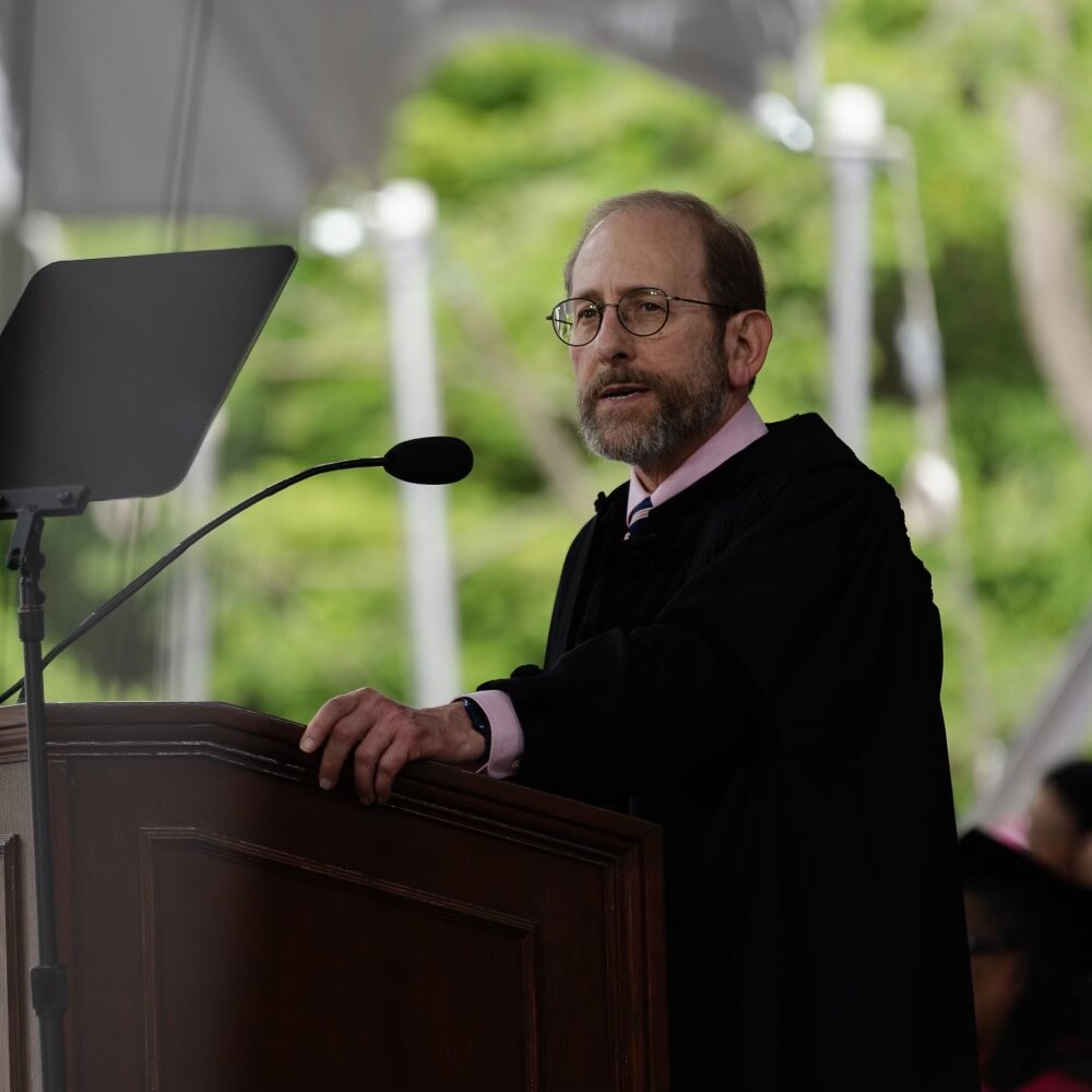 기사 이미지: 트럼프, 하버드 등 대학에 대한 연방 기금 동결: 알아야 할 사항