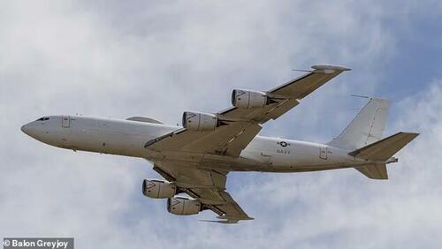 Изображение к статье: Самолет "Судного дня" ВМС США исчез над Атлантикой во время таинственной миссии