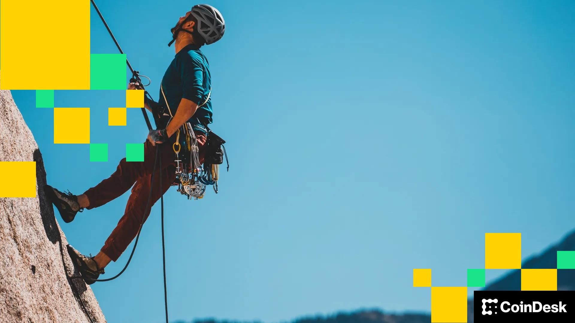 Изображение к статье: Биткоин держит ключевую поддержку, когда трейдеров охватывает 'крайний страх'