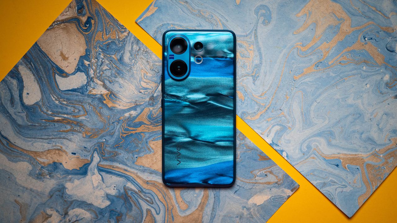 Изображение к статье: Vivo V60 - отличный телефон среднего класса, но меня беспокоит один вопрос: почему мой X300 Pro не выглядит так же хорошо?