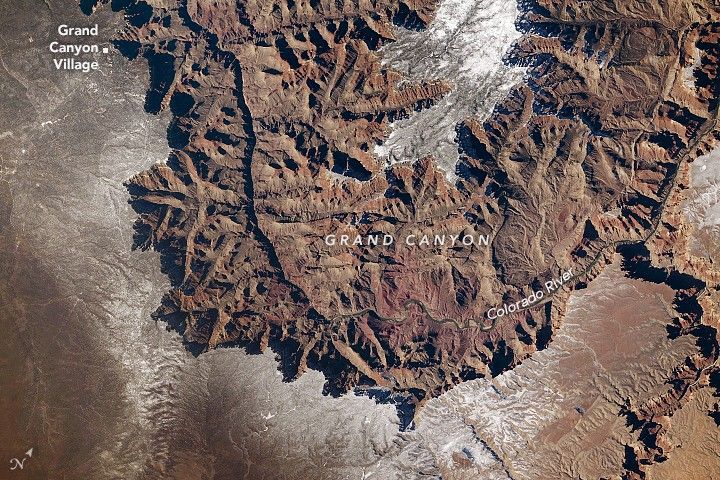 Image for the article: A Grand, Snow-Rimmed Canyon
