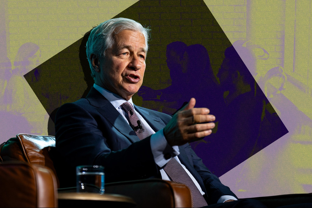 Image for the article: Jamie Dimon Does This in Meetings. I Didn't — Until I Realized It Was Costing Me Big