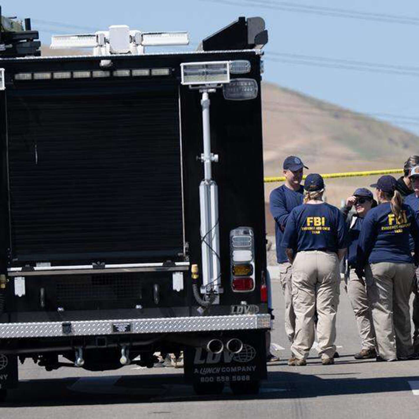 기사 이미지: ICE에 의해 총격을 받은 남성의 변호사, 엘살바도르에서 살인 혐의 벗었다고 밝혀