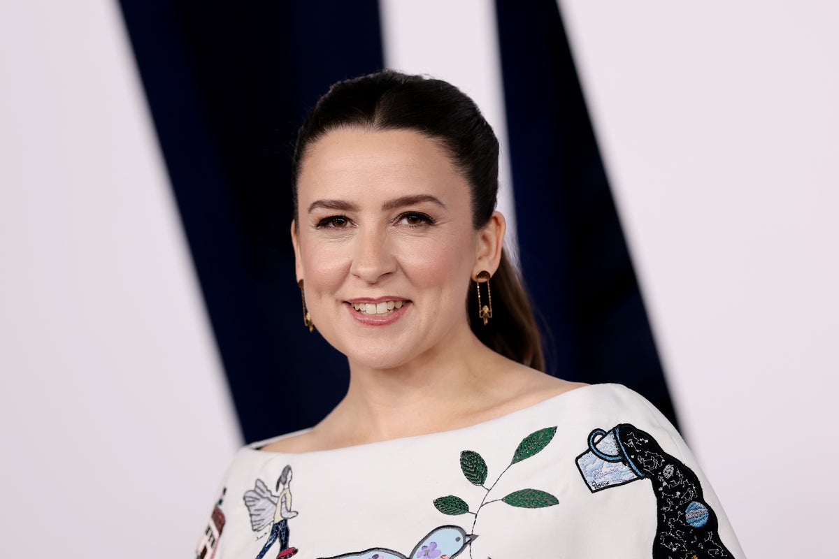 Image for the article: Ms Rachel issues tearful apology for liking antisemitic comment on her own post