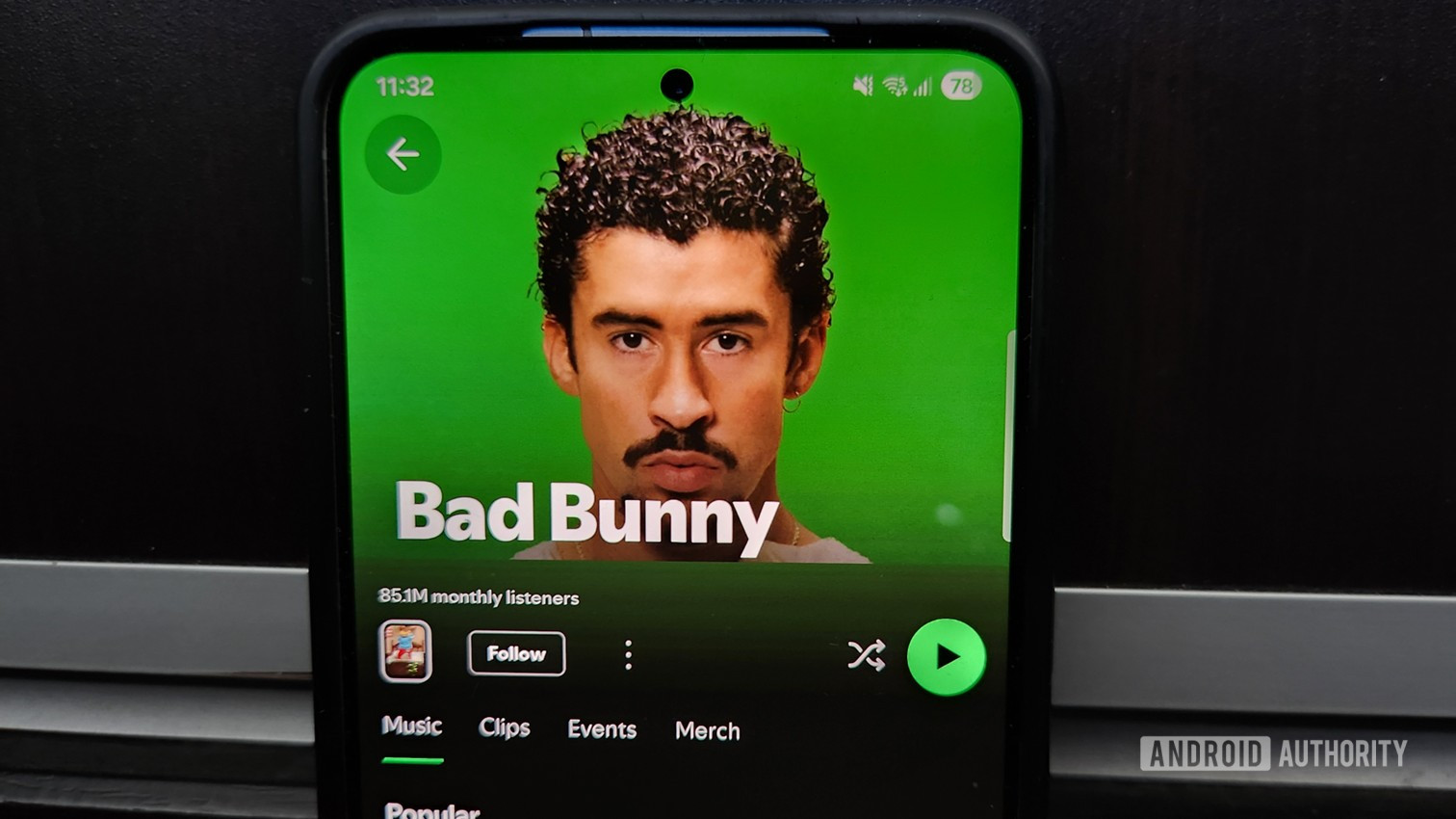 Изображение к статье: Слушаете Bad Bunny впервые? Вот как перевести тексты его песен на Spotify