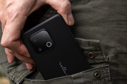 文章配图： Volla Phone 在坚固外壳中运行 Linux，证明可更换电池依然可行。
