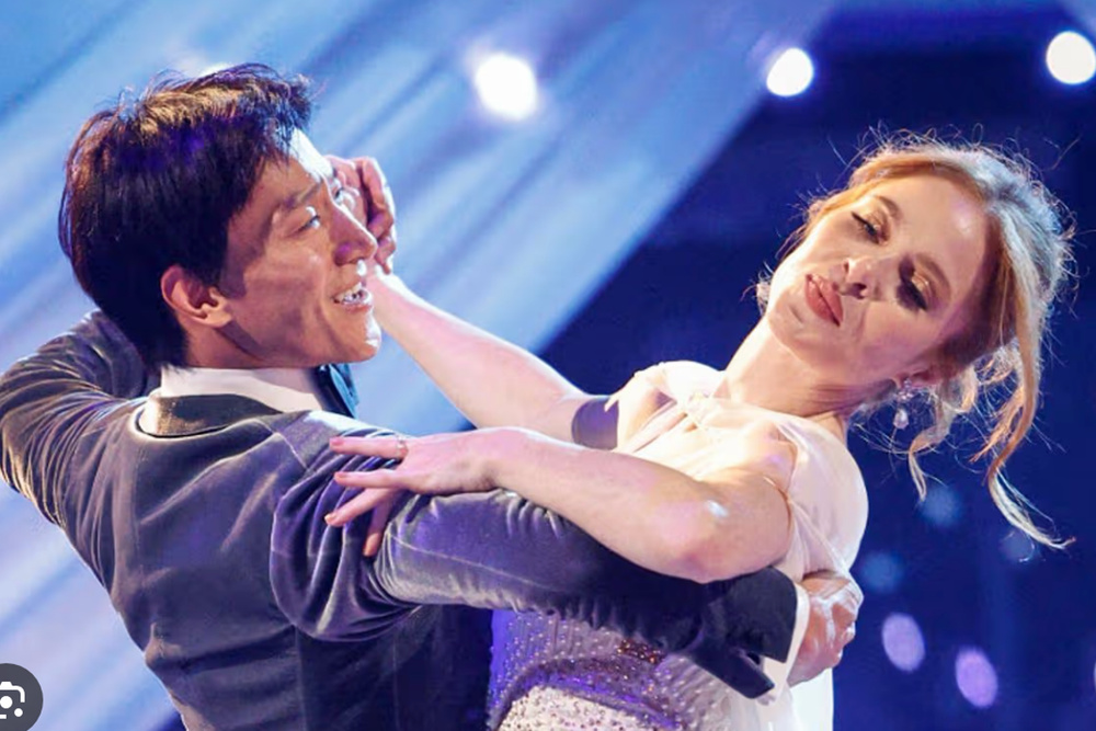文章配图： 前《Strictly》选手有望主持 2026 系列赛，四位领跑者浮出水面
